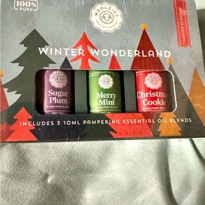 Winter Wonderland essential oil blends